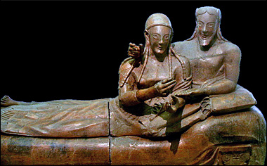 etruscan-couple